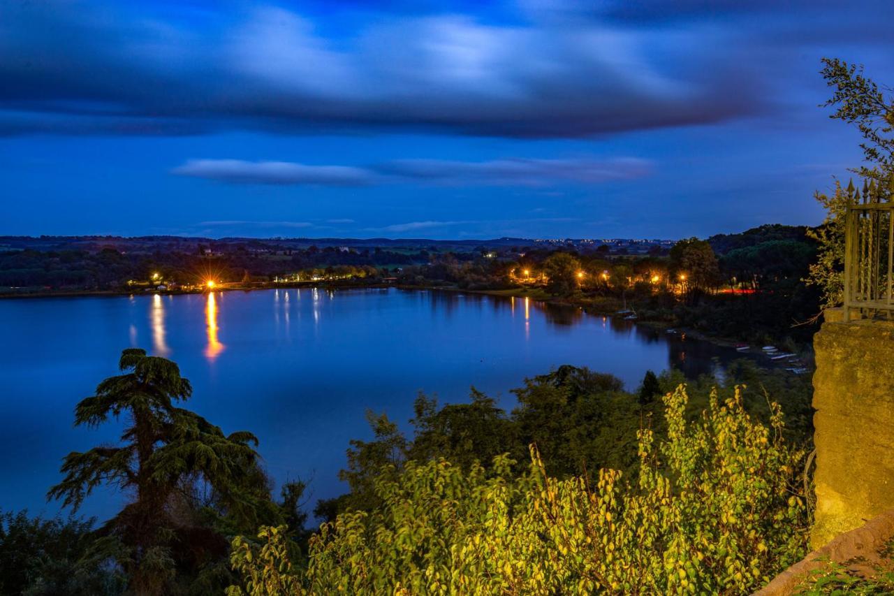 Centro E Spiaggia Ardesia Anguillara Sabazia Luaran gambar